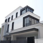 Malton Gates Krungthep Kreetha มีลิฟต์+ pool villa 5 ห้องนอน