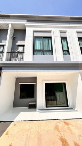 ให้เช่าบ้านพานทองชลบุรี บ้านเช่า ไบรตัน อมตะ ศุขประยูร