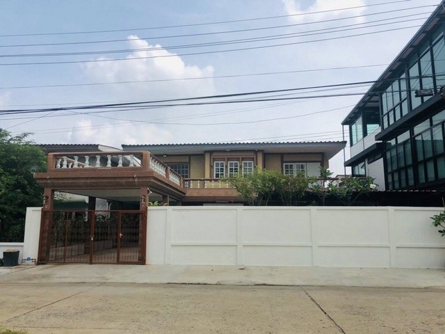 ขายบ้านเดี่ยว 70 ตรว. ม.เสนานิเวศน์1 ถนนหลัก บ้านสวย ใกล้เกษตรนวม