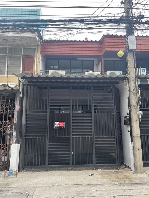 ให้เช่าโฮมออฟฟิศ2ชั้น2หลังติดกันถนนอโศก-ดินแดงหลังตึกฟอร์จูน