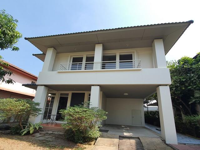 ให้เช่าบ้าน2ชั้น บางกอกวิลล่า ประดิษฐ์มนูธรรม3 ใกล้รร.นานาชาติฝรั