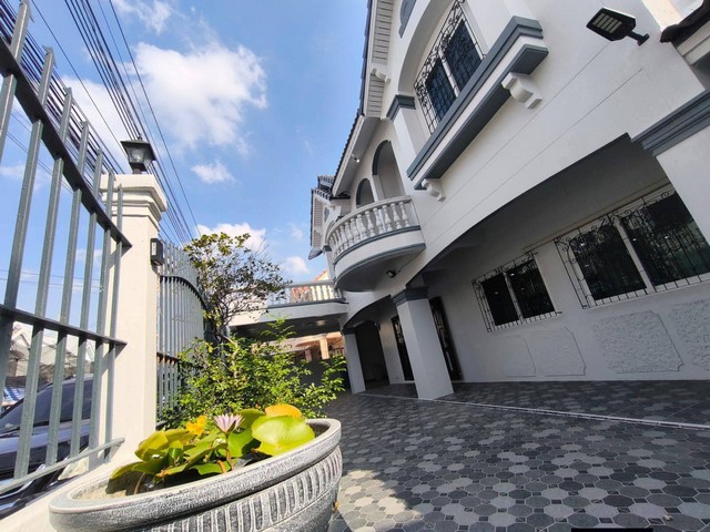 6 ห้องนอน 3 ห้องน้ำ สุขุมวิท 101/1 รับชาวต่างชาติ จดทะเบียนใด้
