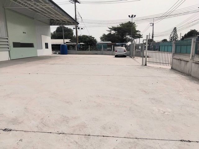 400 ตารางเมตร ไฟฟ้า 3 เฟส บนที่ดินกว่่า 1 ไร่ ถนน ท้องคิ้ง-หนองรี