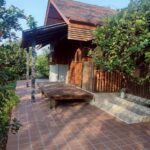 ขายบ้านสวนติดแม่น้ำบางปลากด ใกล้ มศว.องครักษ์