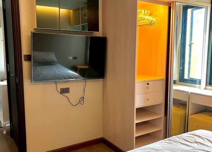Tidy Thonglor clean nice