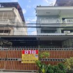 ขาย/เช่า อาคารพาณิชย์ 3 ชั้น พร้อมอยู่ อ่อนนุช 59/1 หมู่บ้านชมเดื