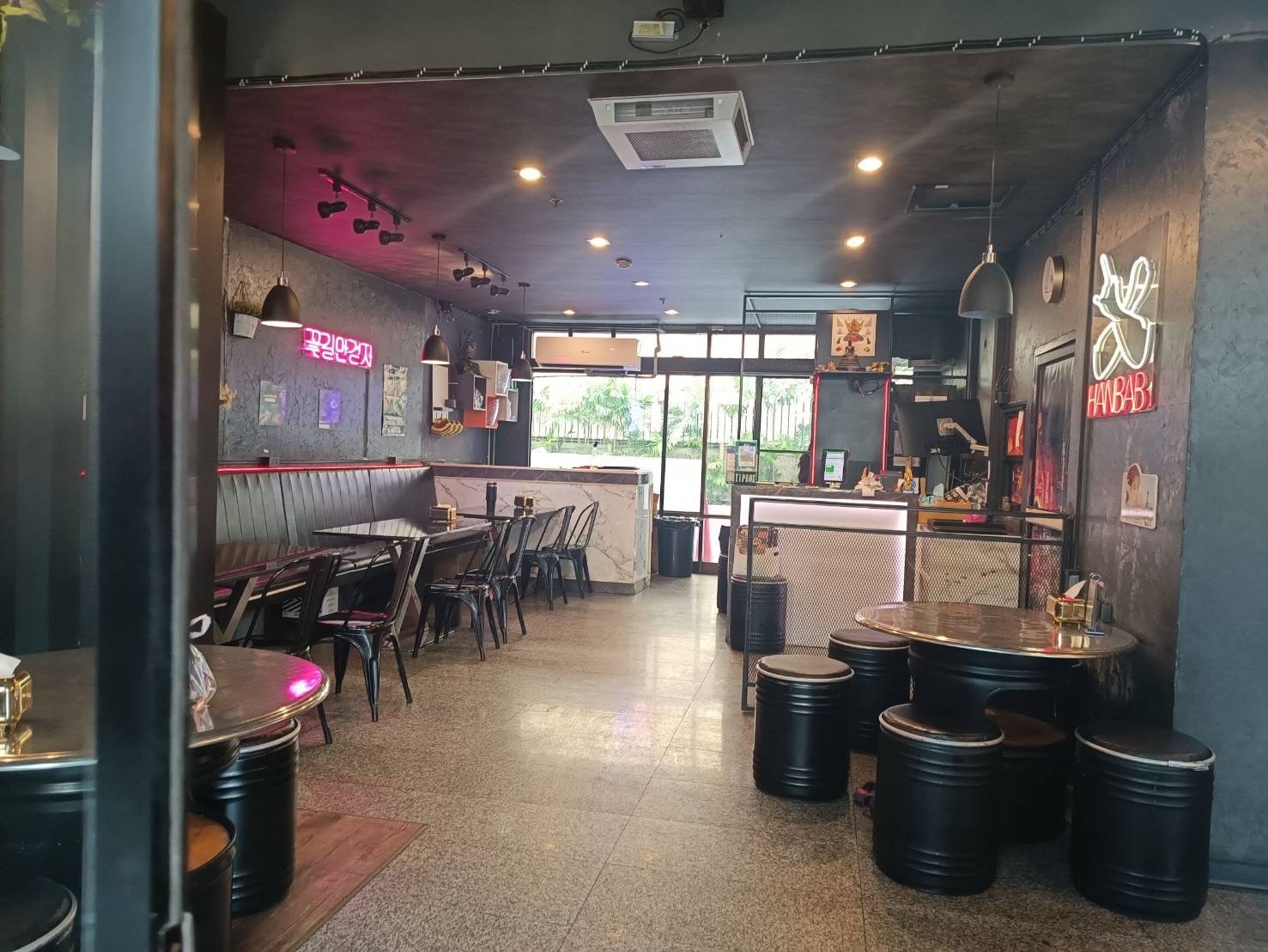เซ้งด่วน ร้านอาหารทำเล 16 ปี ใต้คอนโดลุมพินี สะพานควาย