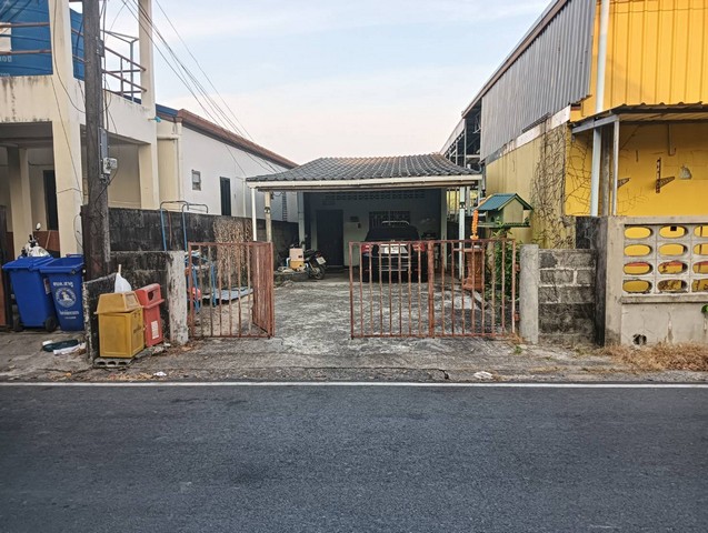 ขายบ้านพร้อมที่ดินหน้าสนามบินนานาชาติภูเก็ต อำเภอถลาง จังหวัดภูเก