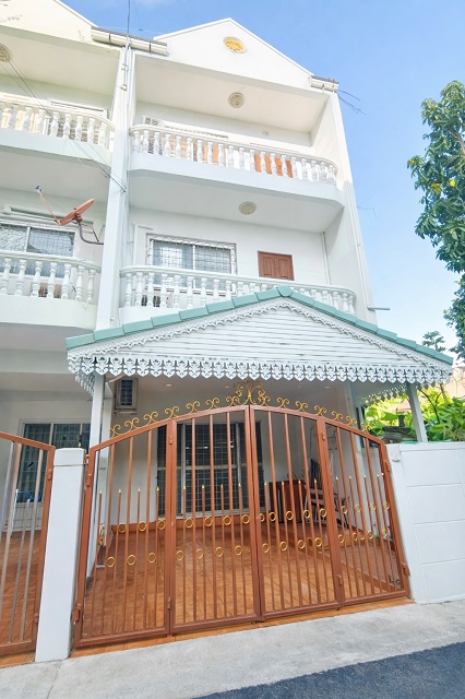 ใหญ่มาก! 4นอน MRTบางยี่ขัน จรัญฯ43-45 เซ็นทรัลปิ่นเกล้า 3ชั้น