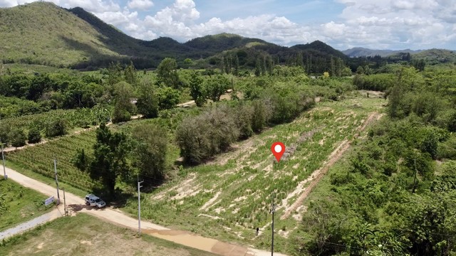 ที่ดินแก่งกระจาน 6-2-92ไร่ ติดถนน วิวเขา มีน้ำทำเกษตรตลอดปี น้ำไฟ