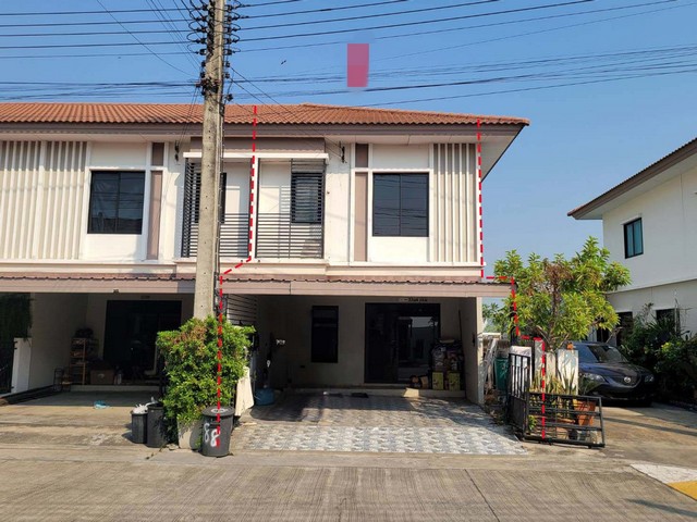 ขายทาวน์เฮ้าส์ หมู่บ้านกานดาเพลส (วงแหวน-ลำลูกกา คลอง 6)