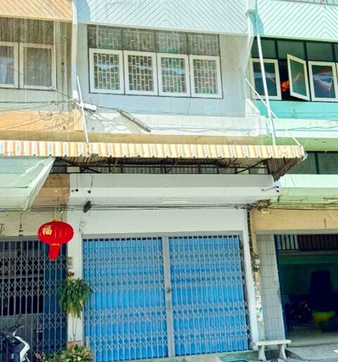 องค์พระปฐมเจดีย์ รพ.นครปฐม 1กม. รถไฟนครปฐม 468ม. อาคาร 3.5 ชั้น
