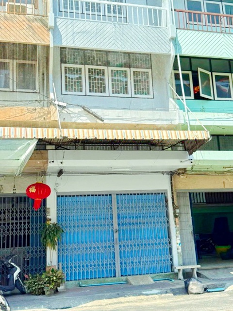องค์พระปฐมเจดีย์ รพ.นครปฐม 1กม. รถไฟนครปฐม 468ม. อาคาร 3.5 ชั้น