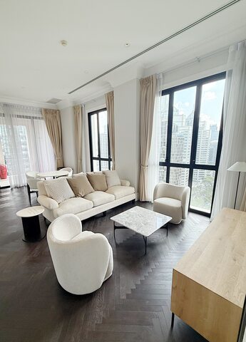 98 Wireless Luxury 2 Bedrooms near BTS