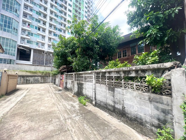 ที่ดิน 99ตรว. ซ. วัดลานนาบุญ ถ. นครอินทร์