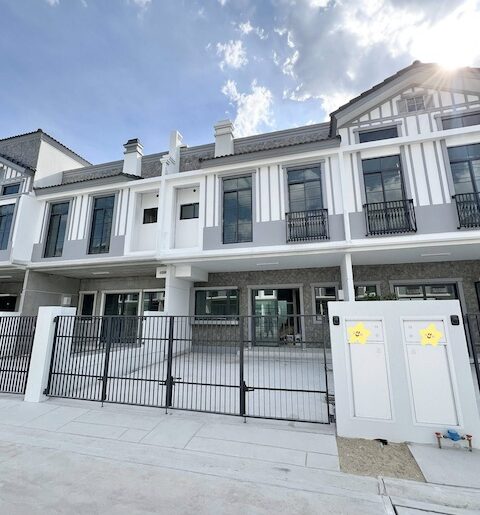 BH3973 ให้เช่าบ้าน Villaggio 3 ศรีนครินทร์ บางนา ใกล้ Mega Bangna