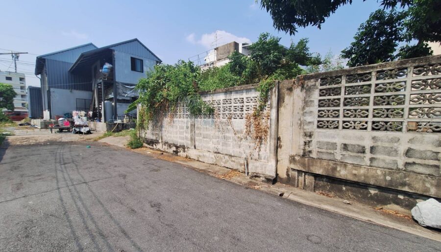 ขายที่ดินเปล่า 65 ตรว. ใกล้สนามบินดอนเมือง อ.ลำลูกกา จ.ปทุมธานี