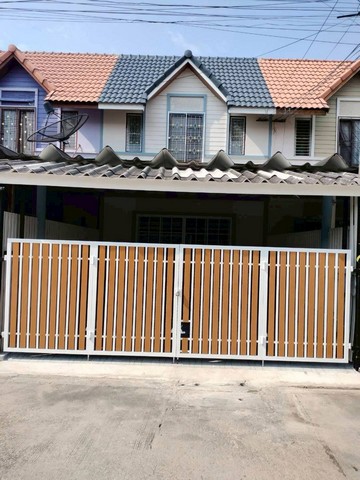 ขายบ้านนาป่าชลบุรี หมู่บ้านแฟมิลี่แลนด์