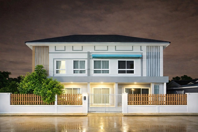 โลตัส ประชาสามัคคี 3 นอน ประชาอุทิศ90 บ้านคลองสวน 800 ม.