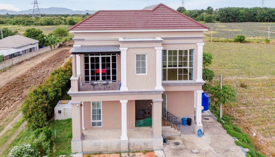 ขายบ้านเดี่ยวพร้อมที่ดิน ทำเลดี หัวหิน จังหวัดประจวบคีรีขันธ์