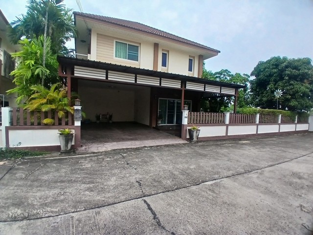 ขายบ้านเดี่ยว 2ชั้น เดอะแกรนด์ทรัพย์มงคล ขนาด81ตรว หลังริม ชลบุรี