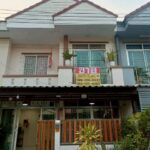 ขายด่วน ทาวเฮ้าส์ 2 ชั้น 21วา หมู่บ้านรุ่งเรืองวิลล่า ประชาอุทิ