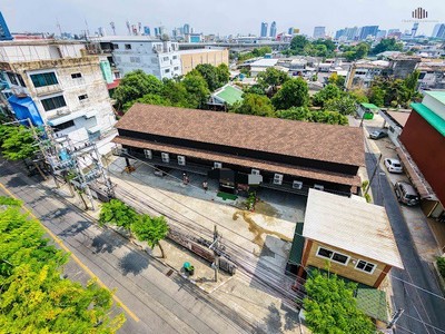 สิ่งปลูกสร้างพร้อมร้านอาหาร(ปิ้งย่าง) ซอยจรัญสนิทวงศ์ 32