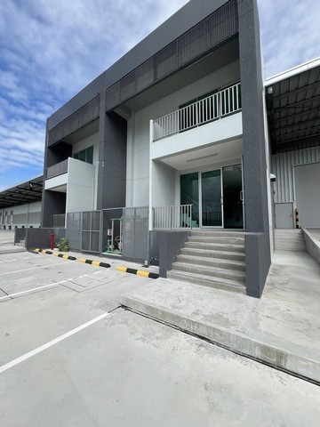 ให้เช่าโกดัง เขต Free Zone ขอใบอนุญาต รง.4 ได้ มีว่าง2 ยูนิต