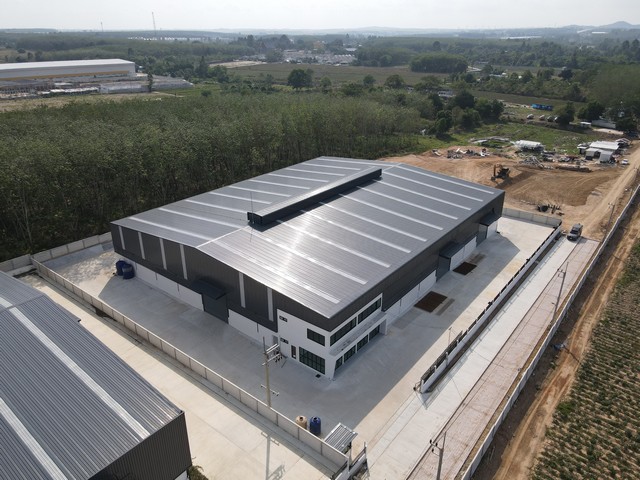 3000 ตารางเมตร ออฟฟิศ 2 ชั้น ซอยนิคมพัฒนา 8 ตำบลพนานิคม จังหวัด