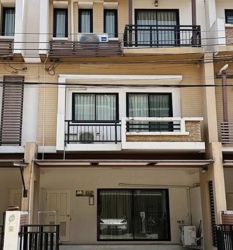 ให้เช่าทาวน์โฮม 3 ชั้น โครงการ Time home พระราม 9-หัวหมาก บางกะปิ