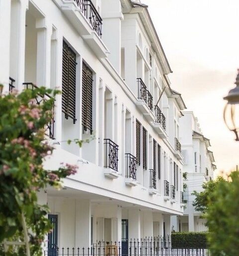 ให้เช่าทาวน์โฮม 3 ชั้น 3 ห้องนอน ลีออง สุขมวิท 62 ใกล้ BTS บางจาก