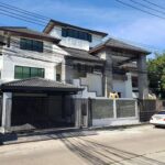 ให้เช่าสำนักงาน 4.5ชั้น ทาวน์อินทาวน์ ถนนศรีวรา ใกล้ถนนประดิษฐ์มน