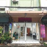 ลดราคาด่วน อาคารพาณิชย์ 3 ชั้นครึ่ง ติด MRT ลาดพร้าว 101