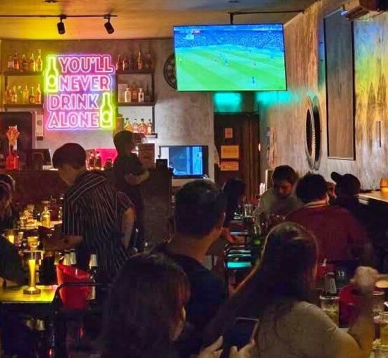 เซ้งร้านดมสุขบาร์ ย่านอุดมสุข เพียง 100,000 บ มีใบอนุญาตร้านอาหาร