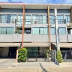 ทาวน์โฮม 3 ชั้น บ้านกลางเมือง สุขุมวิท – อ่อนนุช 70/1 ราคาถูก