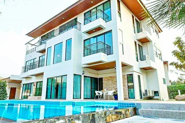 คฤหาสน์ 3ชั้น Pool Villa 6นอน 4ปีมีครั้ง สนามกอล์ฟ กรุงเทพกรีฑา