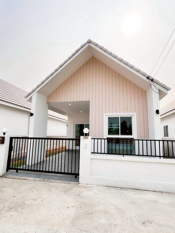 ขายบ้านมินิมอลนอร์ดิก หางดง เชียงใหม่ พร้อมเฟอร์เพียง 1.79 ล้าน