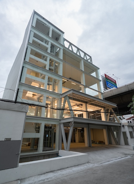 BH3998 ขายและให้เช่า อาคาร 6 ชั้น พระราม 9 ซอย 54 ติดทางด่วน