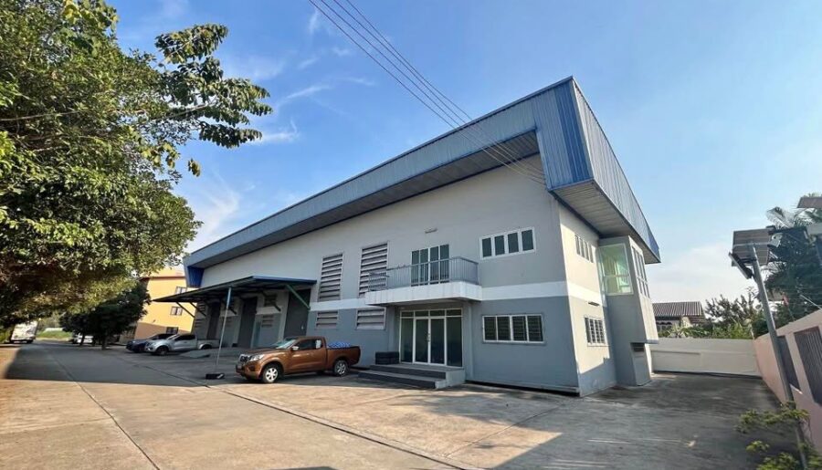 CH1175 ให้เช่าโกดัง 640 ตรม. ลำลูกกาคลอง 7 มีออฟฟิศและชั้นลอย