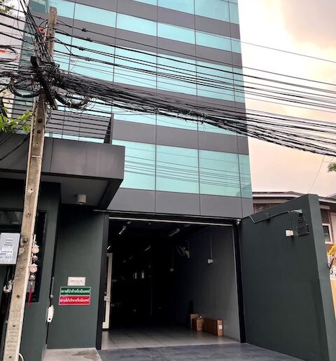 BH4100 ให้เช่าอาคาร 5 ชั้น ทองหล่อ 23 พื้นที่ใช้สอย 900 ตร.ม.
