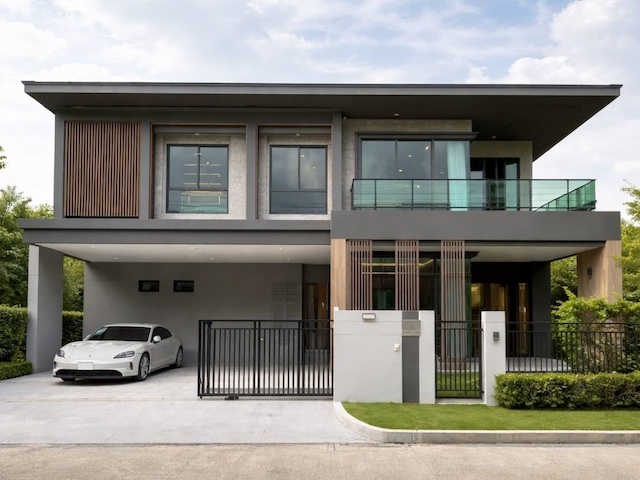 BH4104 ขายและให้เช่าบ้านเดี่ยวหรู Bangkok Boulevard บางนา ศรีนคริ