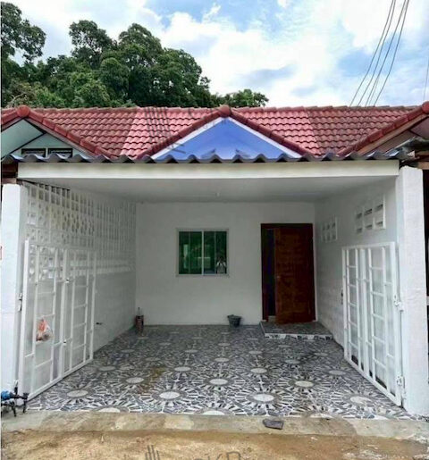 ขาย ทาวน์เฮาส์ รีโนเวทใหม่พร้อมอยู่ ใกล้ถนนรังสิต-นครนายก | รหัส