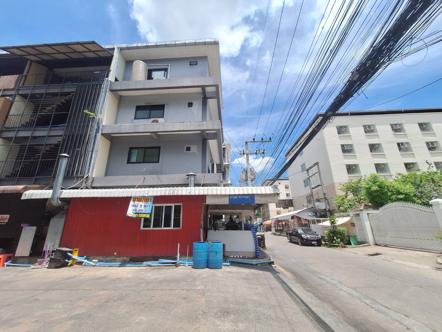 ขายอาคารพาณิชย์ 4 ชั้น 38 ตรว. หน้า ม.รังสิต พร้อมผู้เช่าเต็มทุกห