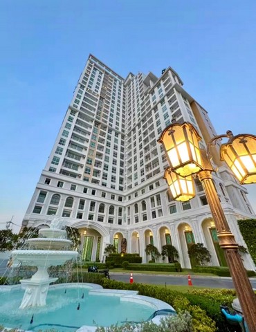 The Empire Tower Pattaya จอมเทียน