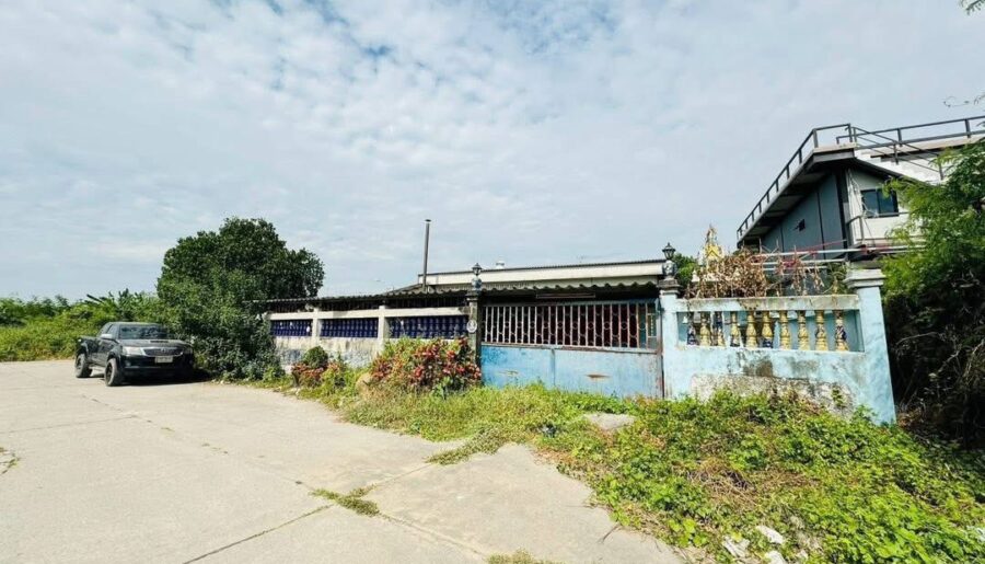 ขายที่ดินหมู่บ้านอ่างทองธานีกระทุ่มแบน ทำเลดีเดินทางสะดวก