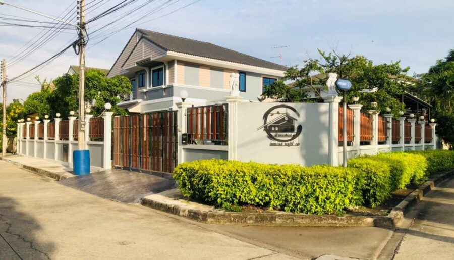 ขายบ้านเดี่ยวพฤกษ์ลดาพุทธสาคร 2 ชั้นตกแต่งพร้อมอยู่