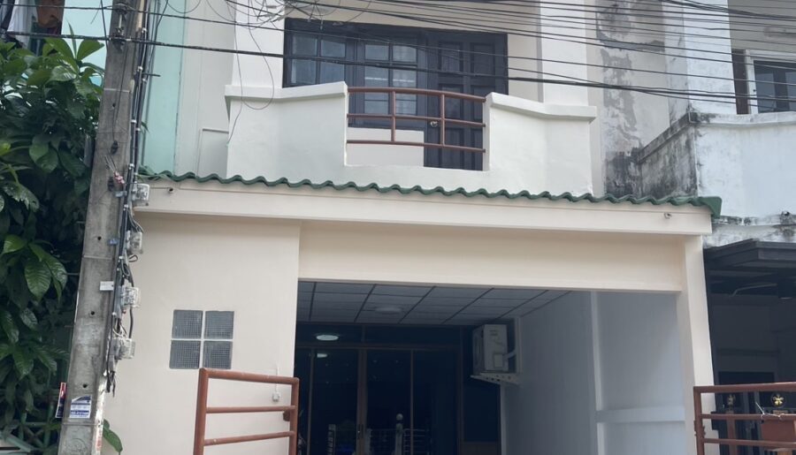 ขายทาวน์เฮ้าส์ 2 ชั้น ทำเลดี หมู่บ้านเลิศอุบล บางเขน กรุงเทพมหานค
