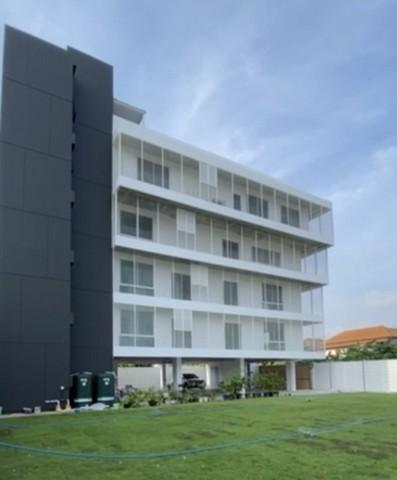 ขายสำนักงาน 199 ตร.ว. หลังมุมสระว่ายน้ำส่วนตัวย่านซอยชินเขต1งามวง