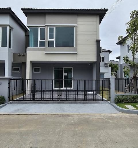 ให้เช่าบ้านแฝด 2 ชั้น Grande Pleno Mega Bangna ใกล้เมกาบางนา