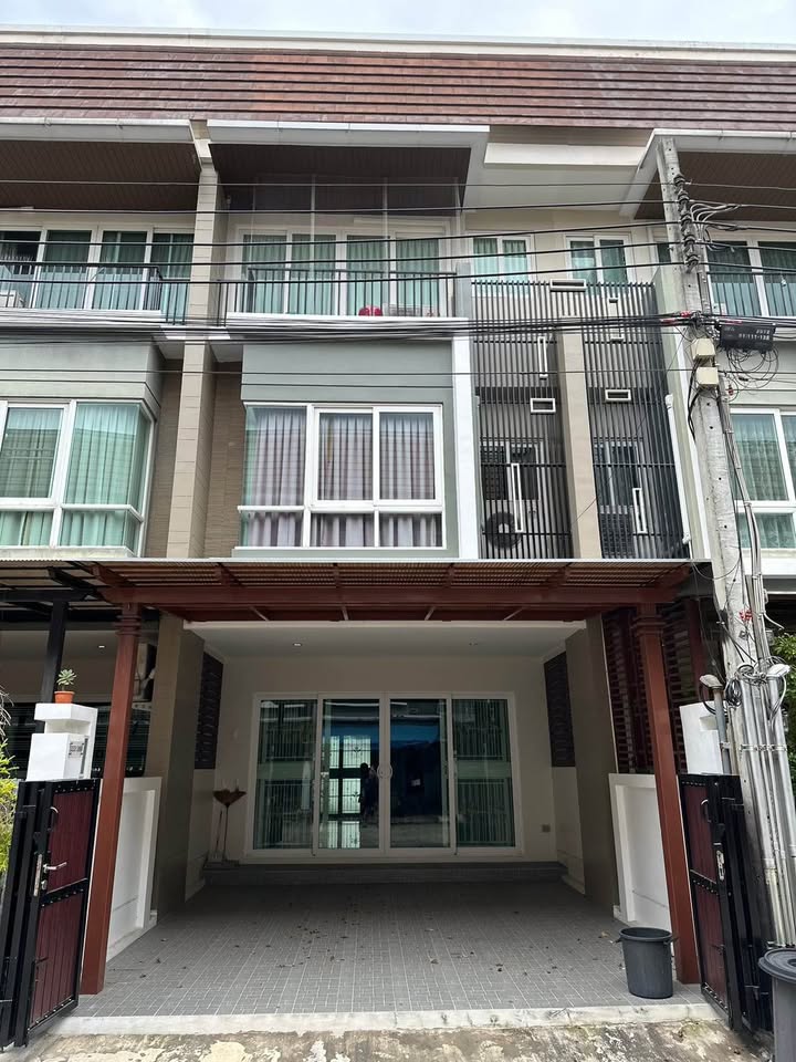 ให้เช่าทาวน์โฮม ใกล้ Seacon บางแคและ The Mall ท่าพระ